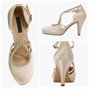 🩵NWOB Champagne Rhinestone Satin Strappy Platform Heels Size 8